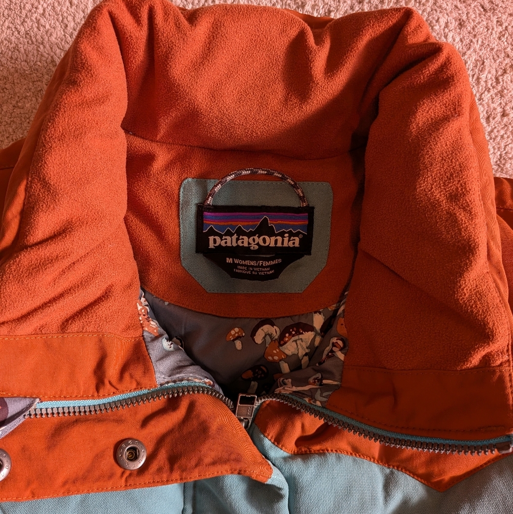 Women's Patagonia Bivy Down Coat Jacket Size Medium Blue Mushroom Puffer - Picture 5 of 16